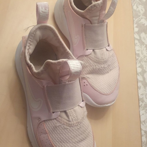 Nike children's athletic shoes used, size 30, pink