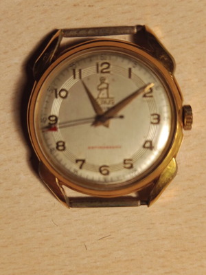 Venus vintage wristwatch used, gold color, mechanical 17 rubis