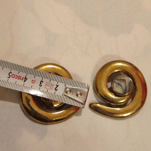 Vintage earrings like new with clips