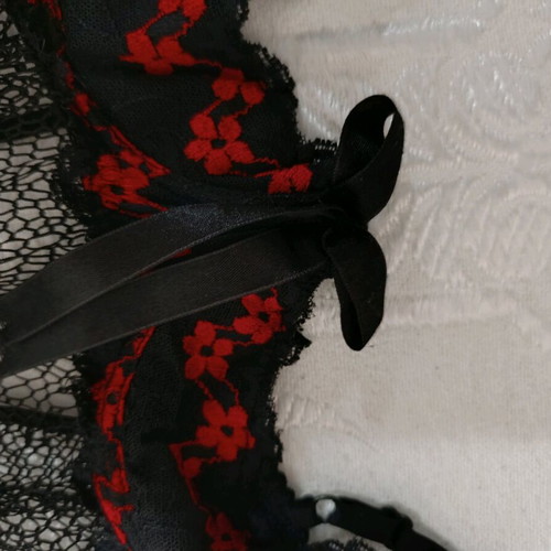 Lingerie black like new, mesh with cup and bow, S-M