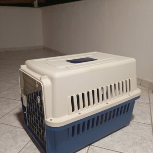 Dog crate like new, dimensions 63×43×40