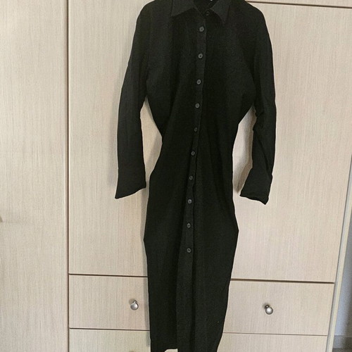 Zara black slim fitted shirt-style dress like new, size small