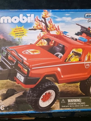Playmobil 5616 firetruck used, complete
