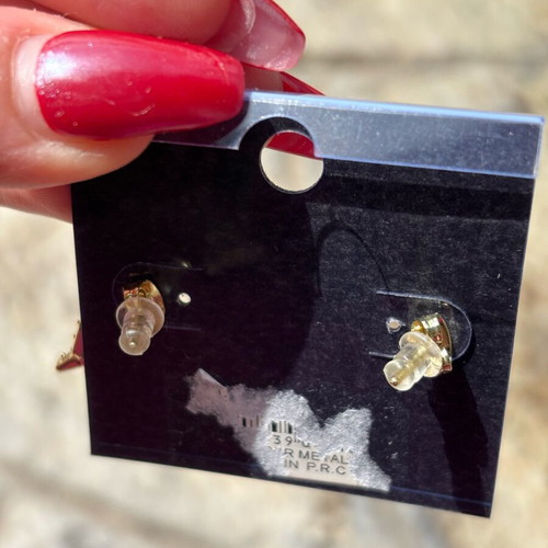 Ro-Ro Accessories earrings new, gold hearts with clasp