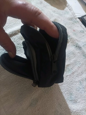 Small bag like new, ideal for waist belt and moto