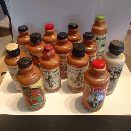 Ceramic miniature bottles of Dutch drinks, pack of 13