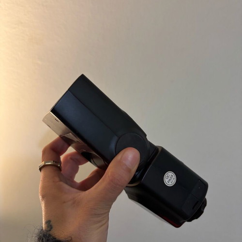 TT560 Camera Flash like new