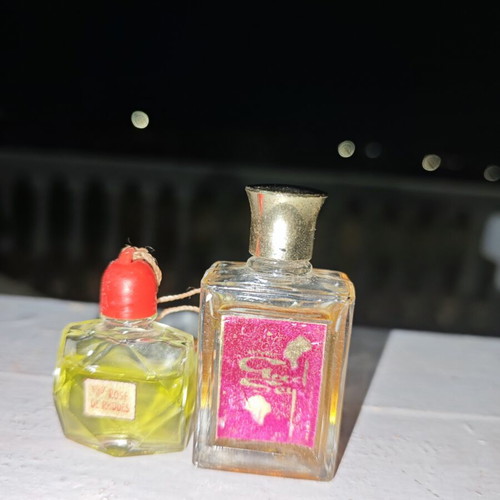Vintage perfume and oil bottles like new