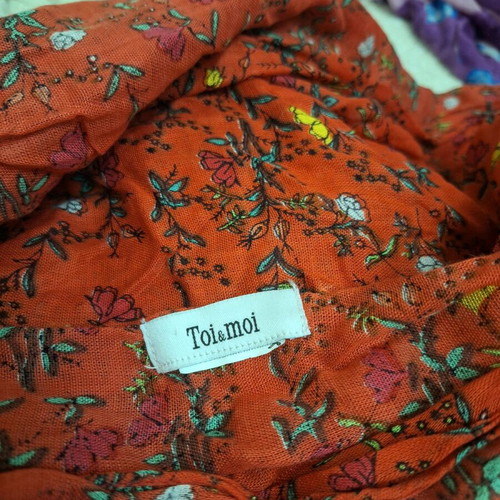 Scarves like new, pack of 5 colorful, fabric and wool