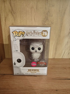 Funko Pop! Harry Potter Hedwig #76 Special Edition like new