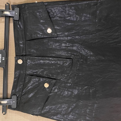 Zara mini skirt like new, black with crinkled leather look