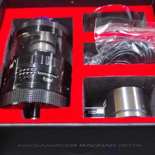 Steam Crave Titan Mod and Ragnar RTA like new, black
