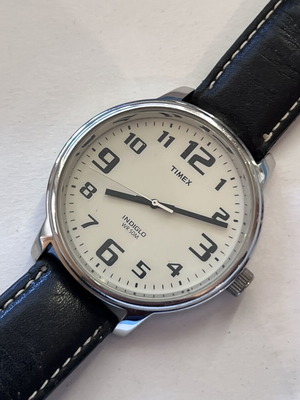 Timex 43mm φωτιζόμενο ρολόι μεταχειρισμένο, μπεζ