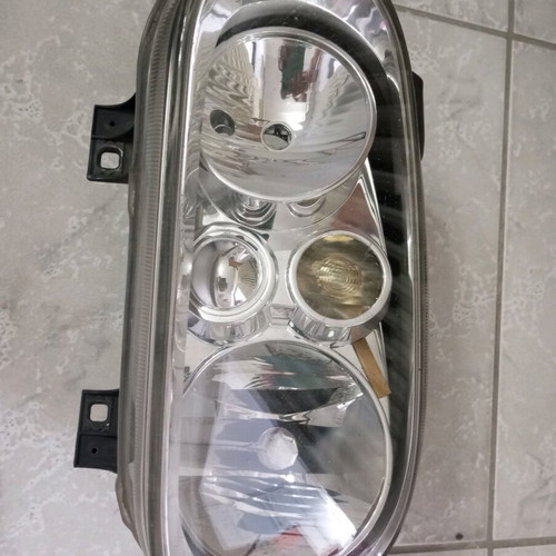 Volkswagen Golf 4 headlight front left like new