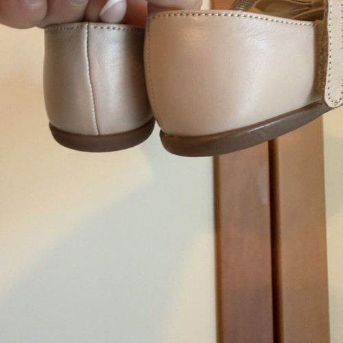Babywalker nude ballerinas size 20 like new, 12cm