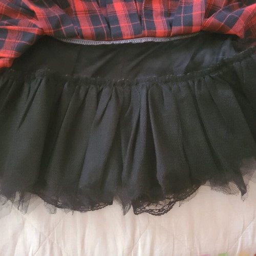 Tartan bloomers skirt like new, size M, black and red