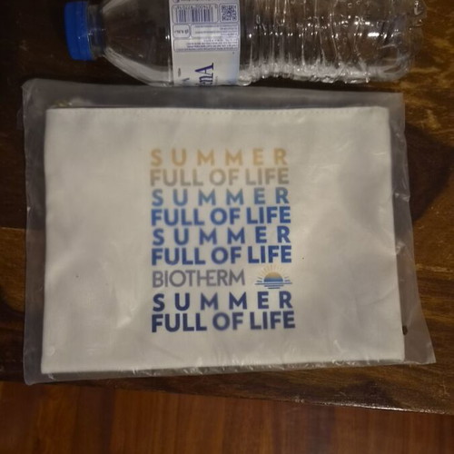 Biotherm Summer Pouch new, white