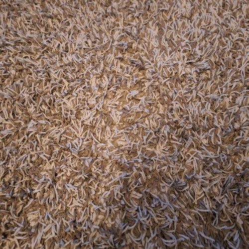 Machine rug like new with thick pile 143x145 cm