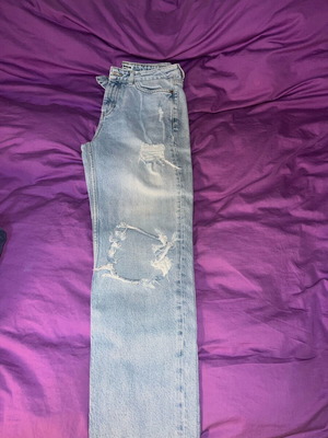 Blue jeans with rips Pull & Bear like new, size S