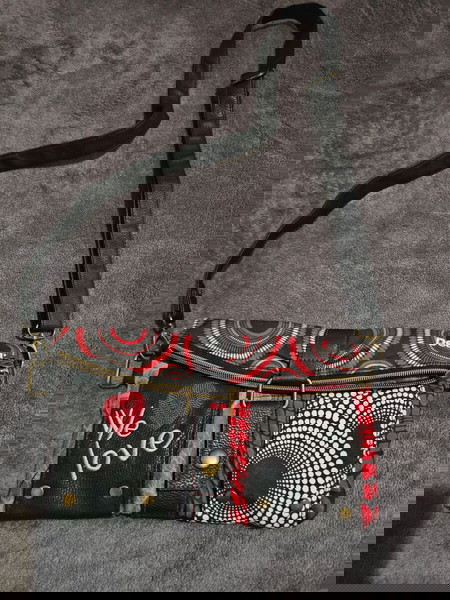 Τσάντα χιαστί desigual.