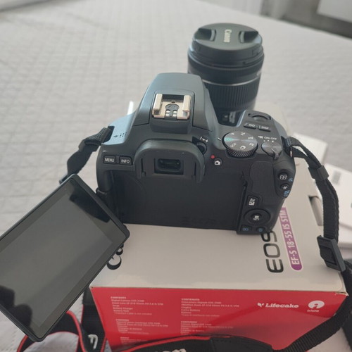Canon EOS 250D camera like new with 4K video and 550 shots