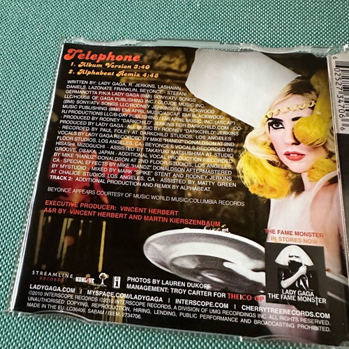 Lady Gaga & Beyonce Telephone CD-single like new, pop