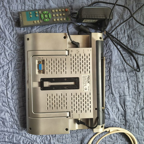 Felix FXV-525 Portable TV 9.2" TFT LCD like new