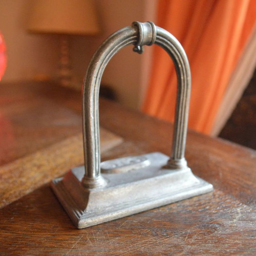 Desk key holder used with OTE hook made of pewter