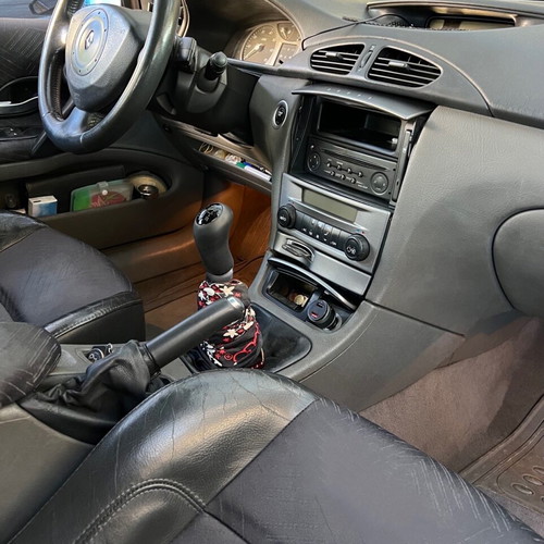 Renault Laguna 2002 1.6 16V 110PS