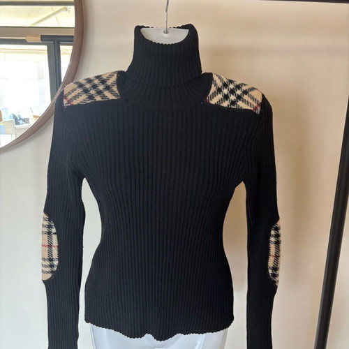 Burberry turtleneck sweater like new, slim fit, black-beige, size L