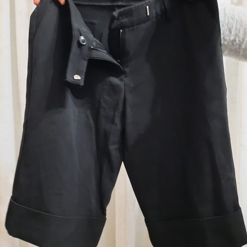 Winter black bermuda shorts like new, size M