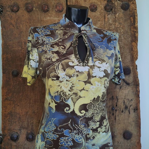 Vintage Y2K Asian Style Fairycore Top with Keyhole Cutout and Floral Print used, size M