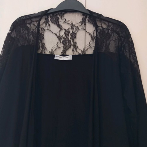 Black cardigan with lace used, no buttons, size L