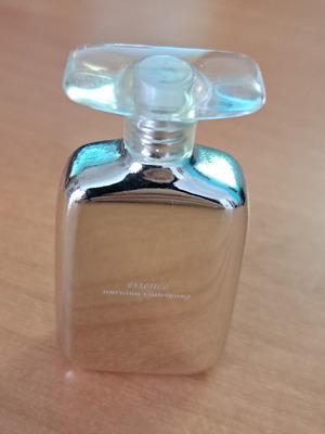 Narciso Rodriguez Essence Miniature Eau de Parfum 7.5ml new