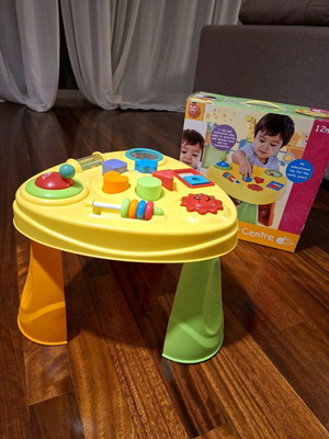 PlayGo Baby's Activity Centre table like new