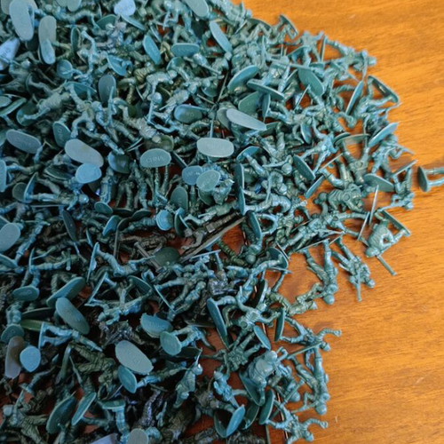 Set of 710 military figures, 2 cm