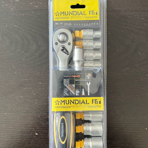 Mundial Tools ratchet set with sockets new