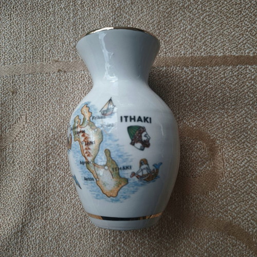 Porcelain vase Ithaki used with gold trim and map design