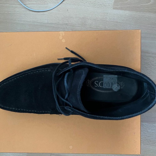 Tod's black suede shoes size 42 like new, men's