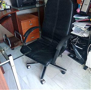 Καρέκλα γραφείου διευθυντική, με ρόδες