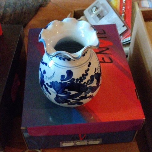 Handmade porcelain vase probably Russian origin Gzhel in excellent condition