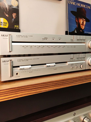 Akai AM-U110 & AT-K110 vintage Hi-Fi amplifier and radio set