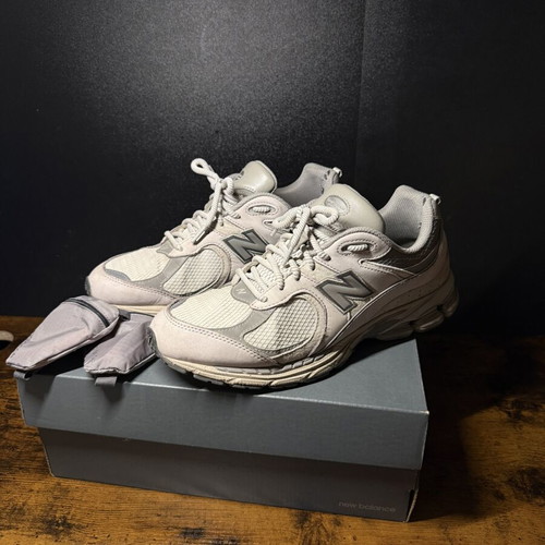 New Balance M2002RVC sneakers, grey, size 44.5