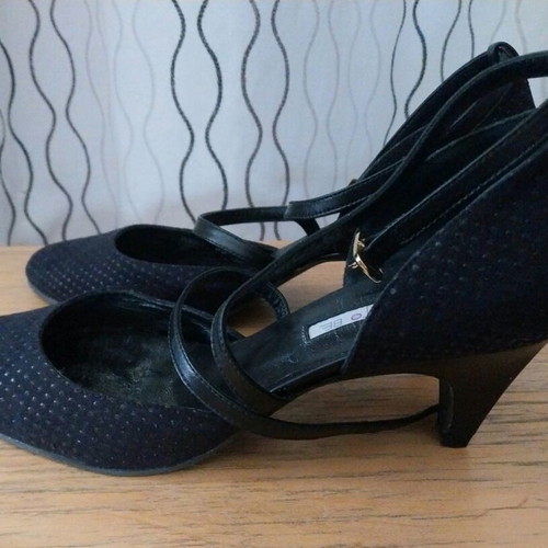 To Be shoes leather pumps like new, black, size 38