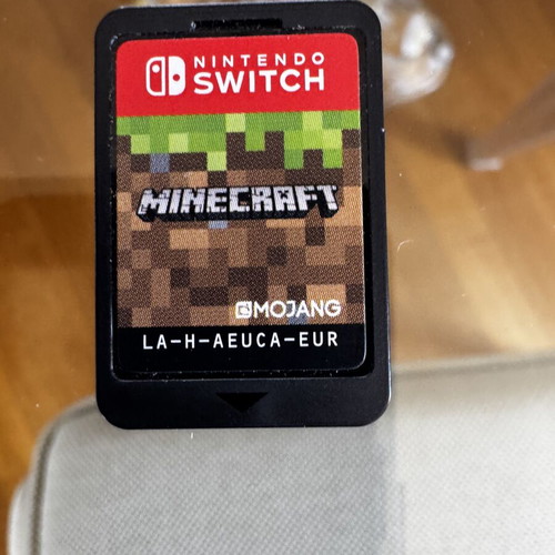 Nintendo OLED Edition конзола като нова с 5 игри и калъф за носене