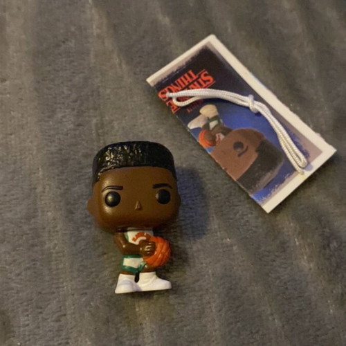 Stranger Things Lucas figure new