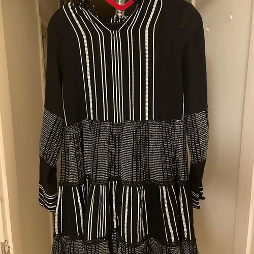 Zara Black and White Dress S Like New