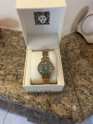 Anne Klein women's watch like new, green and gold