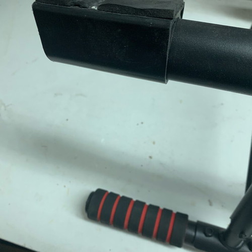 Pull-up bar like new