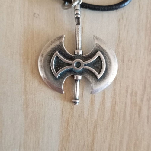Silver pendant double axe 925 on leather cord, like new
